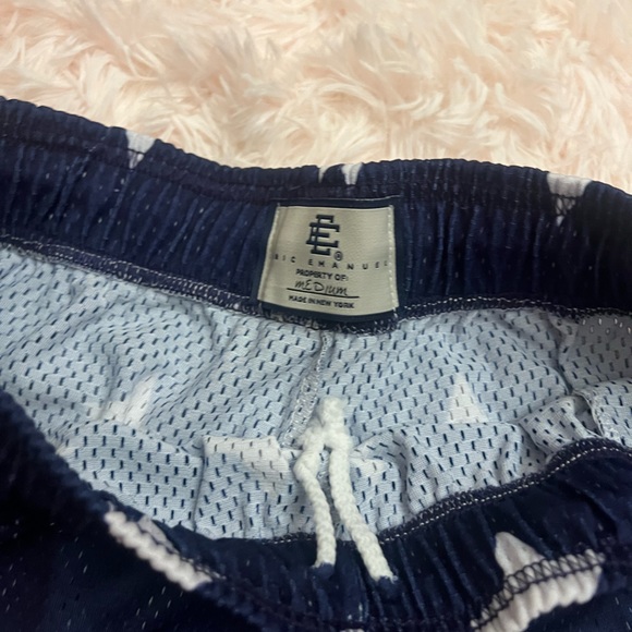 Eric Emanuel EE Basic Short Blue Flame - Picture 4 of 5